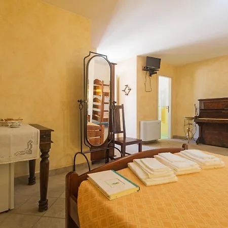 Melalidone Πανσιόν